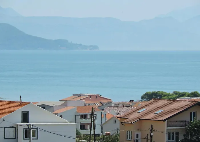 Apartman With Parking Space - 16898