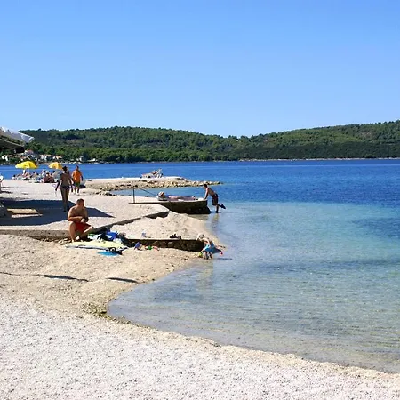 Apartment With Parking Space - 16898 Trogir