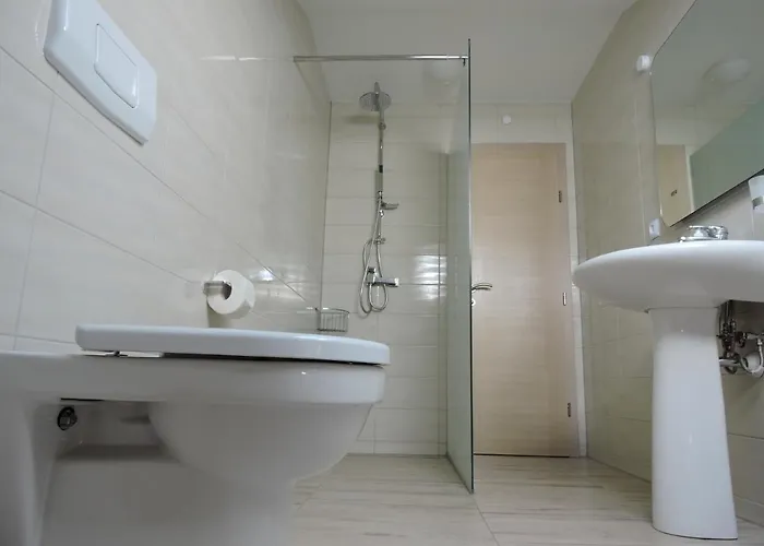 Appartement With Parking Space - 16898 *