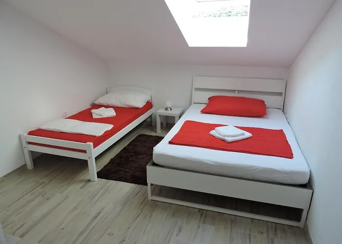 With Parking Space - 16898 Appartement *